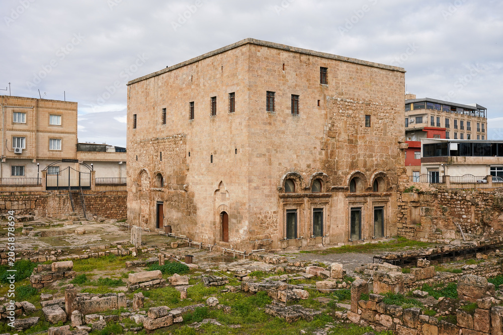 Fototapeta premium Church of Saint Jacob of Nisibis in Nusaybin, Mardin, Turkiye