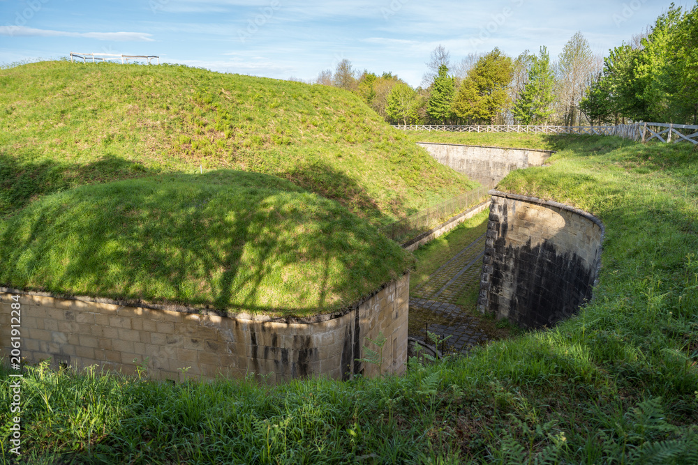 Obraz premium Fortifications of Fort de Nuestra Senora de Guadalupe in San Sebastian Spain