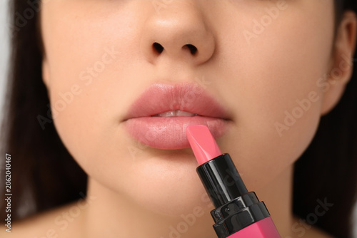 Young woman with beautiful ...