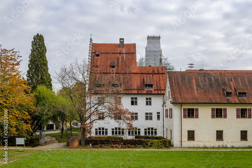 Foto Historic Heiligkreuztal Abbey in Autumn, Baden-Württemberg Germany
