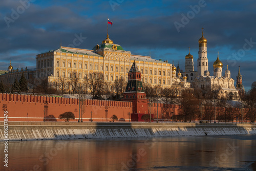 Photography Grand Kremlin Palace, the Annunciation Tower and the ensemble of the Kremlin Cat