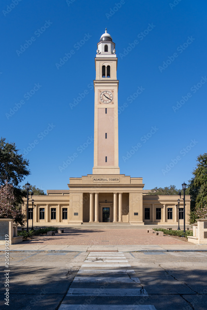Obraz premium Baton Rouge, Louisiana, USA - February 13, 2022: Memorial Tower located on the campus of Louisiana State University in Baton Rouge, Louisiana, USA. 