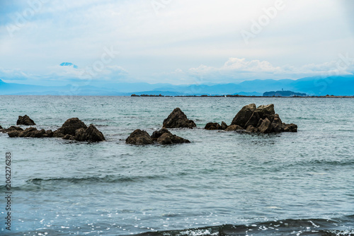 神奈川県　葉山町の初夏の海岸風景