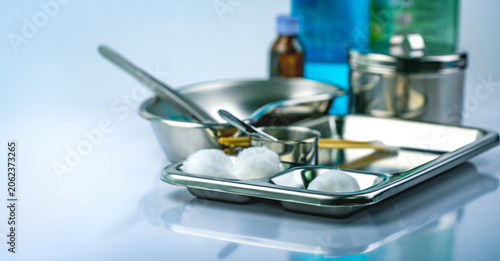 Fotografie Wound care dressing set on stainless steel plate