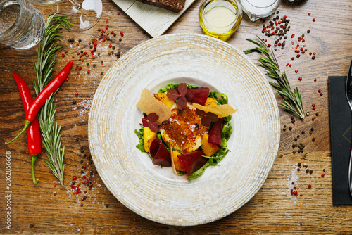 Baked goat cheese salad with roasted beets and citrus