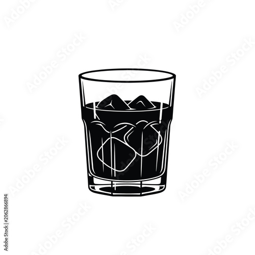 Valokuva Glass with ice cubes in it.