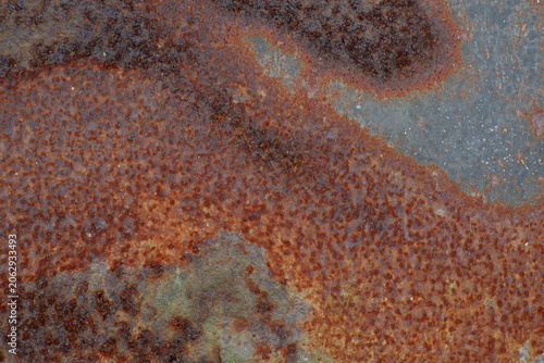 Foto The surface texture of old iron plate, corroded and naturally rusted, with an abstract brownish pattern
