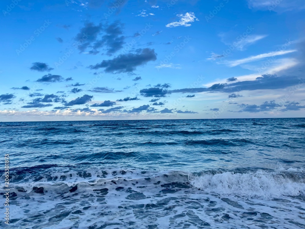 Obraz premium Blue Ocean Waves