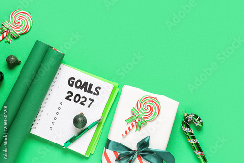 Notebook with empty to do l...