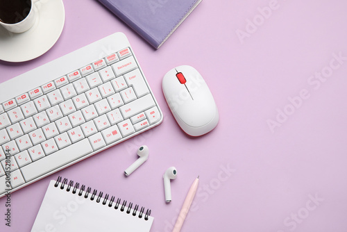 PC keyboard, mouse, earphon...