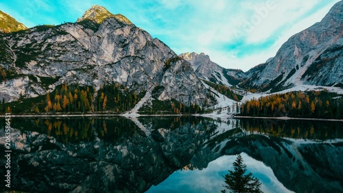 Fotografía mountain nature lake landscape