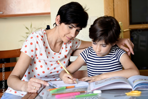 Parent guides homework. Practicing learning with supportive guidance and shared resources