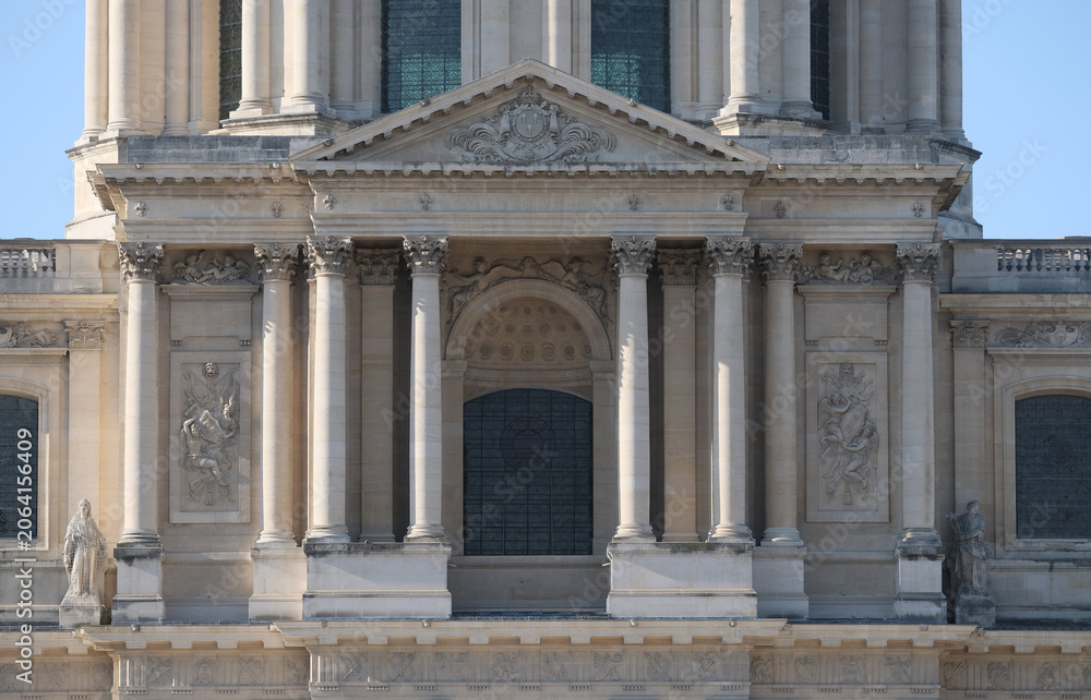 Fototapeta premium Classical/Neoclassical building façades, columns, pediments, Statues, Greco-Roman shapes and design, Ornaments... From this Architectural style inspired by Classical Antiquity. Mostly taken in Paris.
