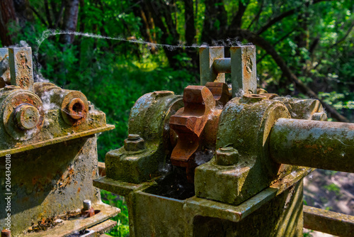 Flood gate machinery