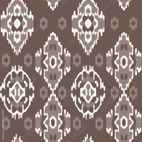 Geometric Diamond Pattern Seamless Design for Textiles and Decor