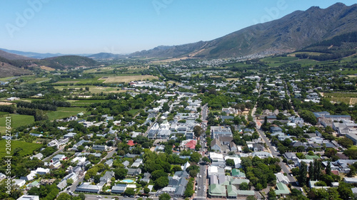 Konstfotografi Aerial view of the  main road through and residential area of the  town of Frans