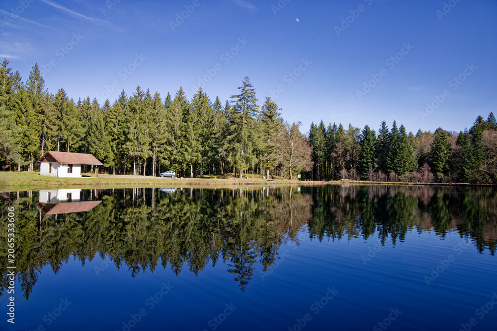 Obraz premium lac de montagne