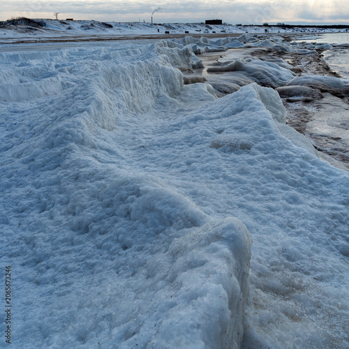 ice floes by the sea