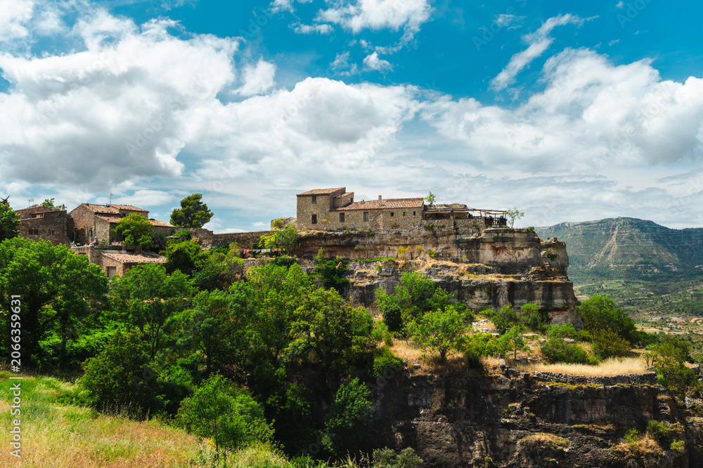 Fototapeta premium Stone houses of Siurana village perched on dramatic cliff edge in Catalonia, Spain
