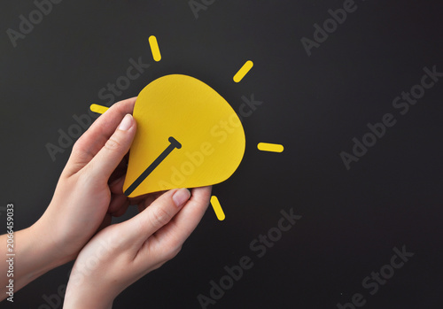 Obraz na płótnie Light bulb concept symbolizing innovation creativity and breakthrough thinking