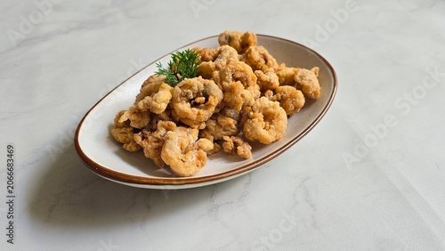 Foto Fried calamary in a plate