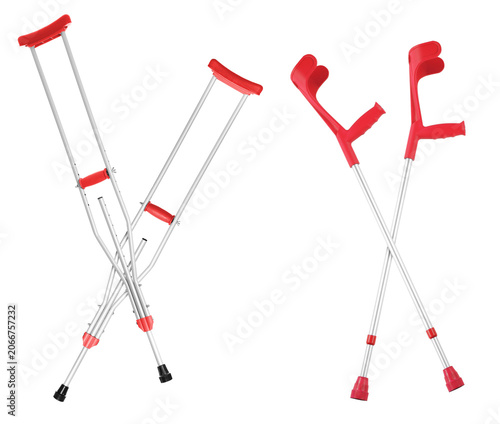 Foto Underarm and elbow crutches isolated on white