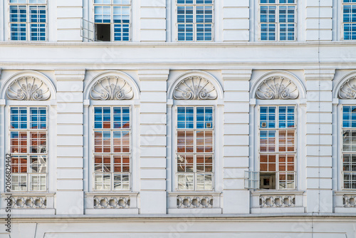 Elegant Windows