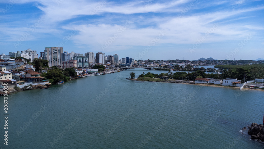 Fototapeta premium Bridge in Guarapari Espírito Santo Brazil with Morro da Pescaria in the background – coastal city landscape