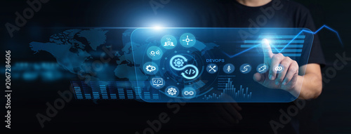 Foto Systems engineer using modern interface for DevOps