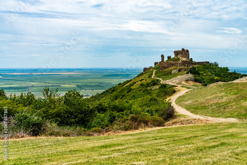 Tableau sur toile castle on the hill