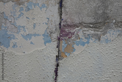 фотографія Peinture écaillée sur un vieux mur et apparition de vieilles peintures