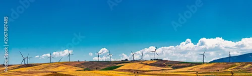 Panel kuchenny z motywem Tra Trapani e Salemi, nel cuore della Sicilia nord occidentale, tra vigneti, oliveti e grandi parchi eolici
