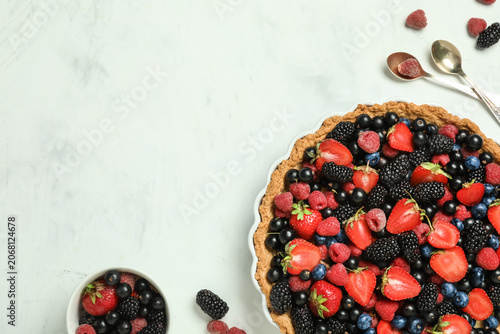 Sweet tart with different f...