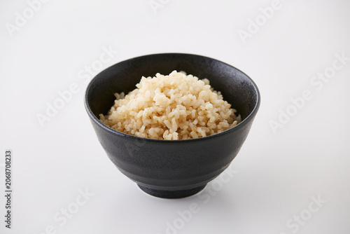 Tableau sur toile 黒い茶碗に盛られた玄米ごはん