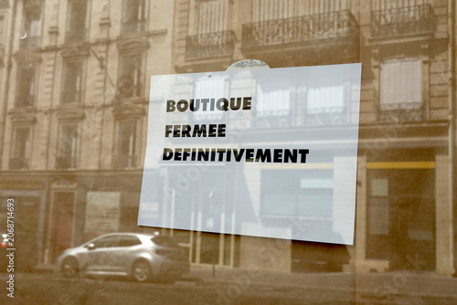 Boutique fermée et liquidation judiciaire