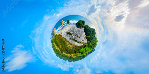 Fotografia Spherical panoramic aerial shot, bizarre rocks, wild coast and beaches, New Zeal