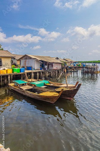 Berakit liegt an der nordöstlichen Spitze der Insel Bintan nördlich der Trikora-Küste, Panglong Village, und ist die Heimat der größten Gemeinschaft von Seezigeunern in Bintan, Indonesien