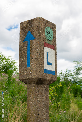 Pennsylvania historical marker for the Lincoln Highway located in Gettysburg, Pennsylvania.