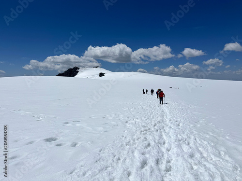 Alpine wonderland Matterhorn Glacier Paradise, Switzerland - Alpenparadies Matterhorn Glacier Paradise, Schweiz - Paradis alpin Matterhorn Glacier Paradise, Suisse - Paradiso alpino Matterhorn Glacier