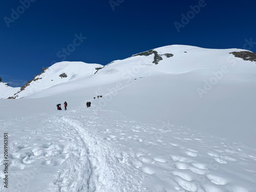 Alpine wonderland Matterhorn Glacier Paradise, Switzerland - Alpenparadies Matterhorn Glacier Paradise, Schweiz - Paradis alpin Matterhorn Glacier Paradise, Suisse - Paradiso alpino Matterhorn Glacier