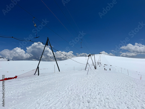 Alpine wonderland Matterhorn Glacier Paradise, Switzerland - Alpenparadies Matterhorn Glacier Paradise, Schweiz - Paradis alpin Matterhorn Glacier Paradise, Suisse - Paradiso alpino Matterhorn Glacier