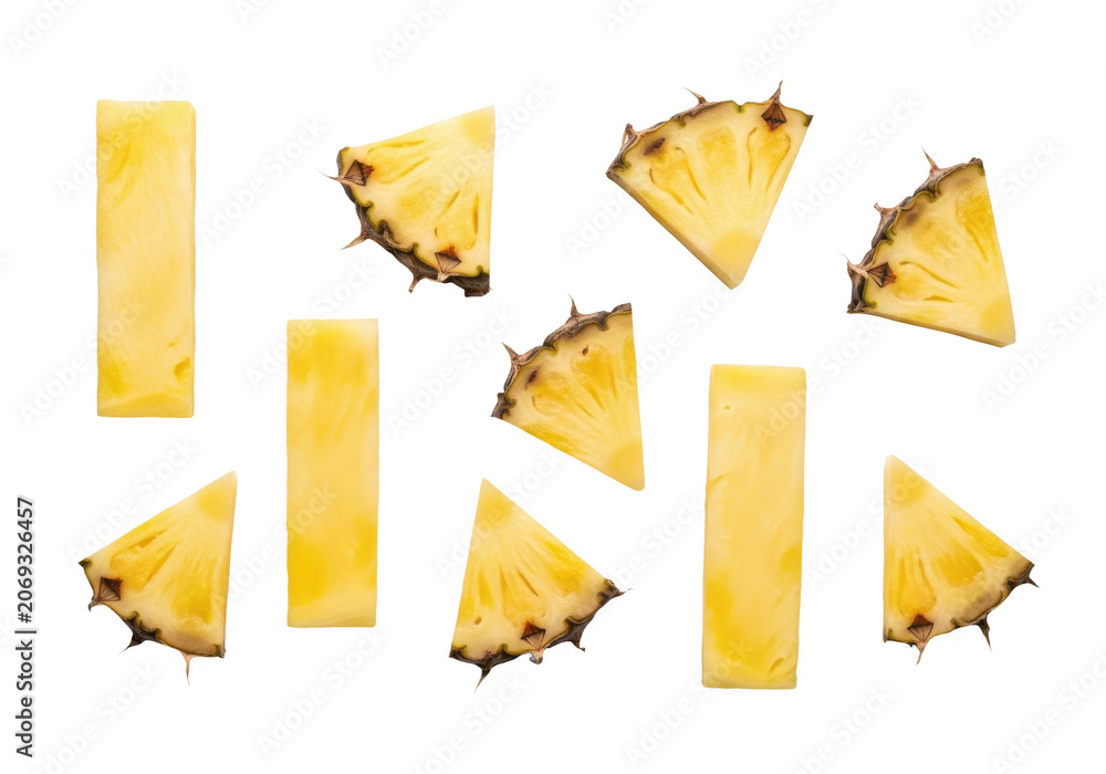 Naklejka premium Fresh pineapple slices isolated on transparent background