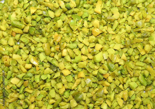 Pile with pistachio kernel