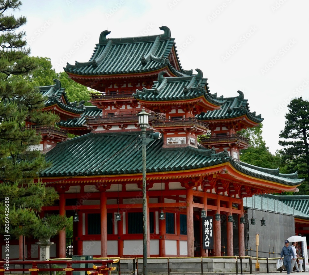 Obraz premium Traditional Buddhist Temple in Kyoto, Japan