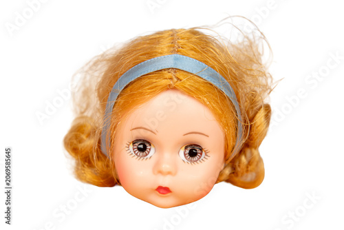 Foto Isolated vintage cute girl doll head