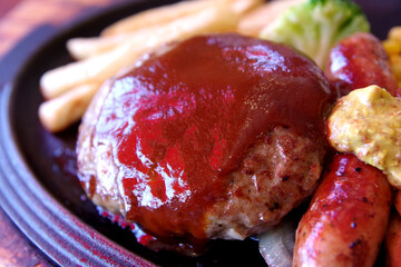 A photo of a delicious Hamburg steak,Salisbury steak
