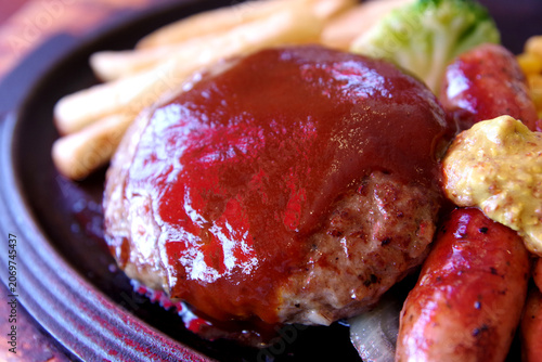 Photos A photo of a delicious Hamburg steak,Salisbury steak