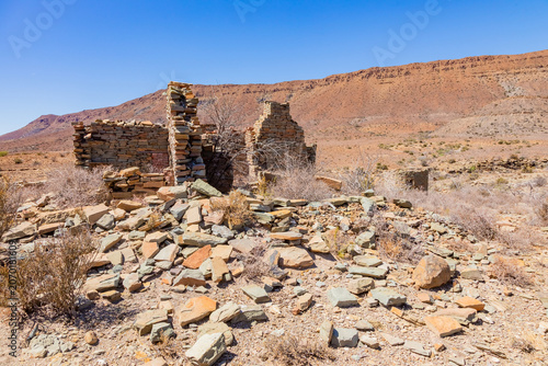 Foto Ruins of Brandewynsgat, Colonial heritage site in the Karoo