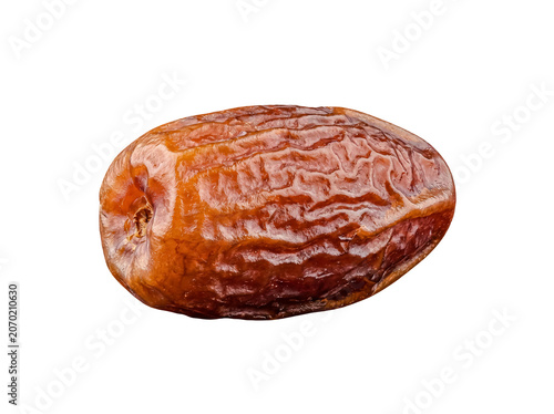 Photos Close-up of a perfectly ripe and sweet date fruit, featuring its distinct wrinkled texture on a transparent background