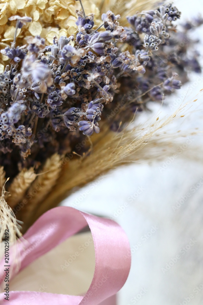 Obraz premium Bouquet of lavender and wheat ears.